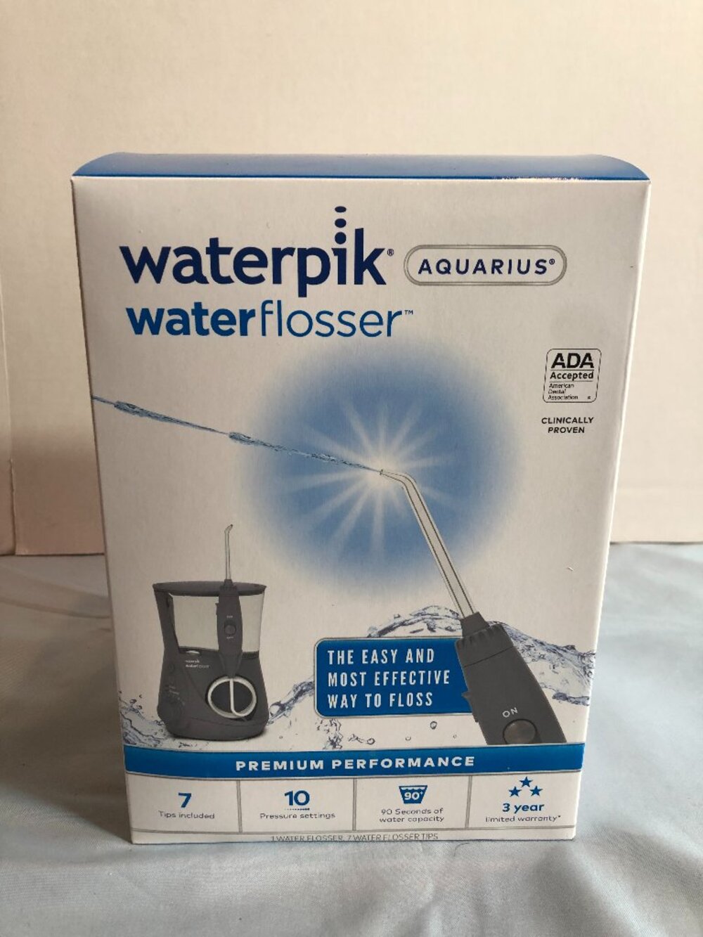 NEW OPEN BOX Waterpik Aquarius 600 Series Water Flosser #F5